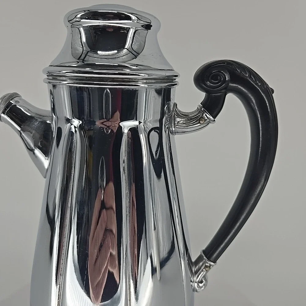 Vintage‎ Art Deco Farber Bros Krome-Kraft Chrome Cocktail Shaker - Bakelite...